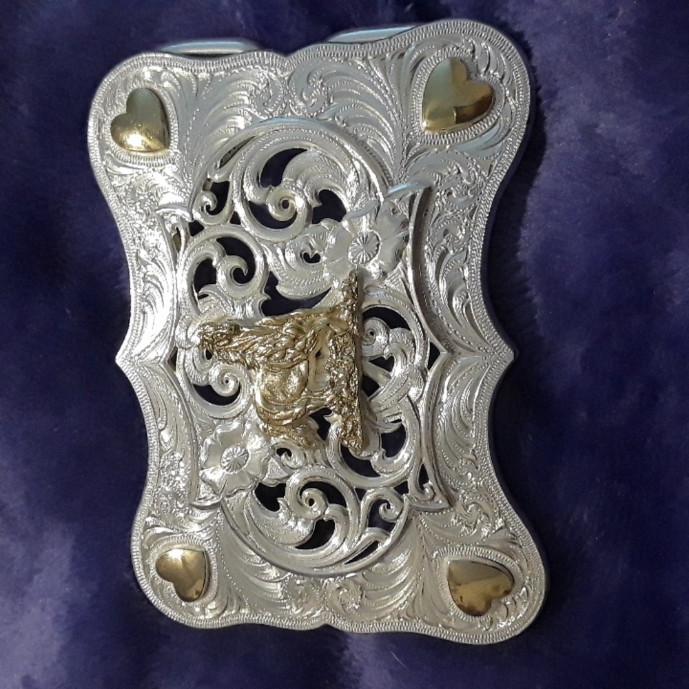 Montana silversmiths belt buckle